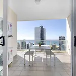 Mantra High Floor Beach Front Apartment