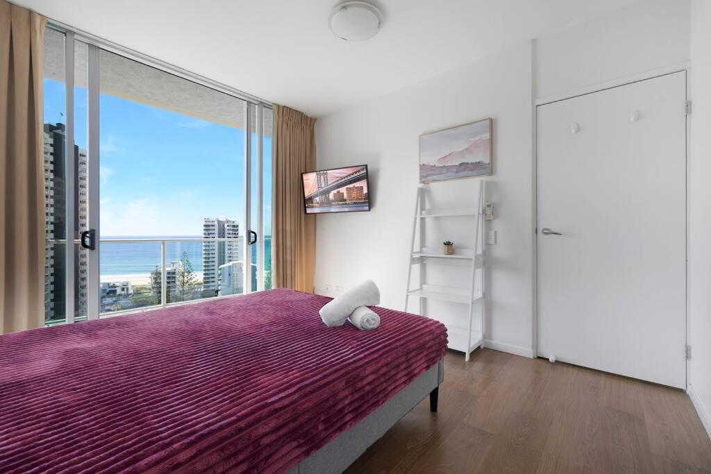 Mantra High Floor Beach Front Apartment Apartment