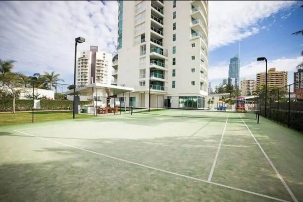 Apartment Mantra High Floor Beach Front Apartment