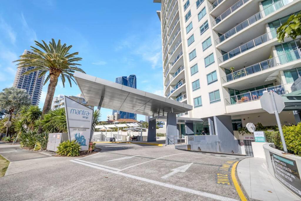 Mantra High Floor Beach Front Apartment Apartment *